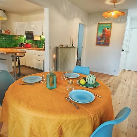 2 Bedrooms Balcony In Montmartre Παρίσι