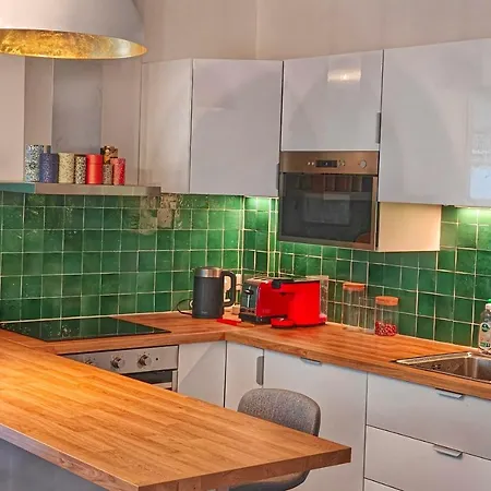 2 Bedrooms Balcony In Montmartre Διαμέρισμα *